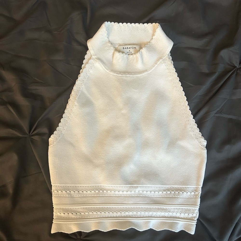 Aritzia Babaton Women's White Sleeveless Top